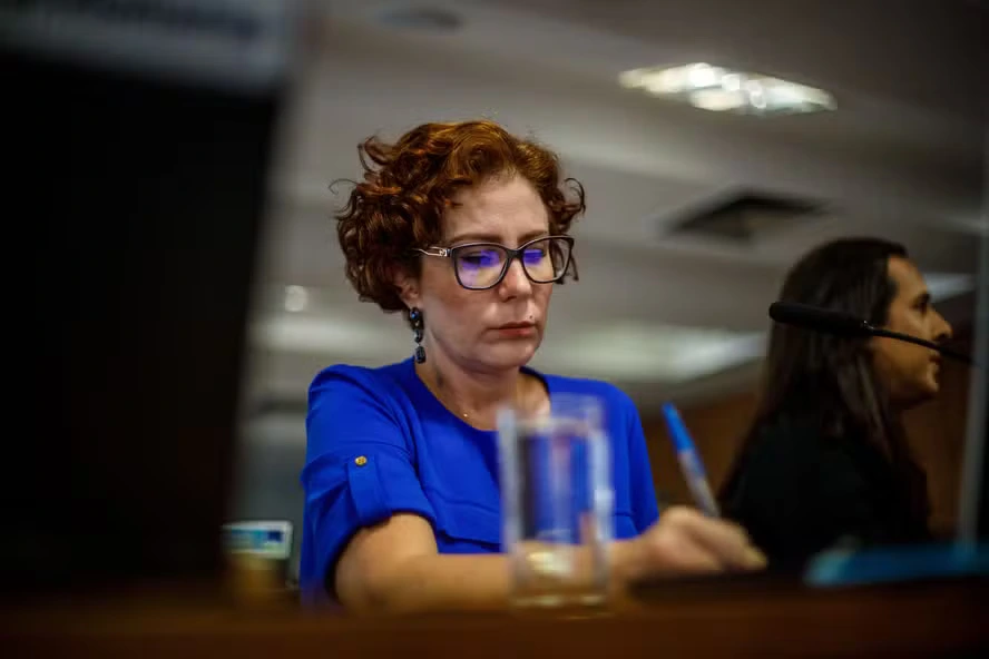 104724162-pa-brasilia-df-18-10-2023-cpmi-8-de-janeiro-no-senado-federal-carla-zambelli-e-a-unica