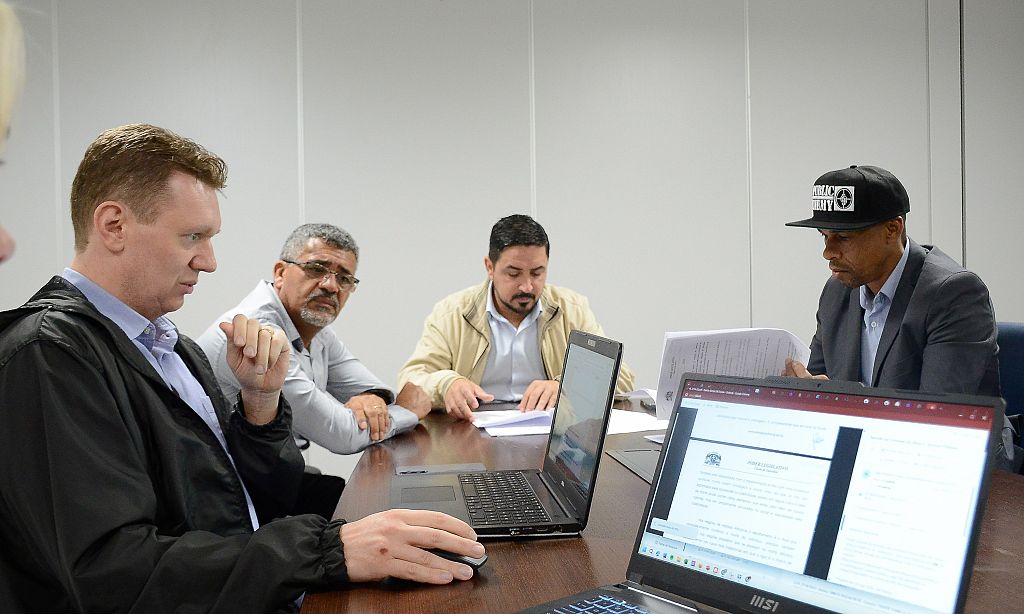 reuniao-da-comissao-de-obras-02-683df366ea121