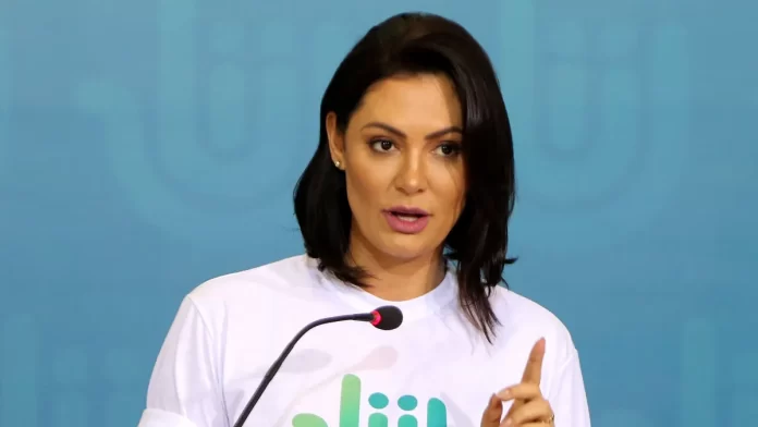 michelle_bolsonaro_02-e1660079347913