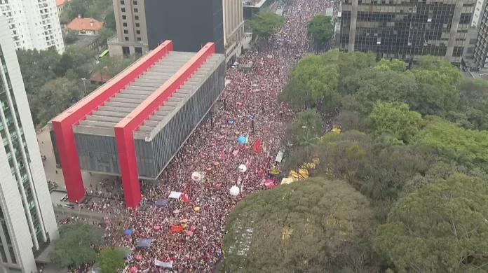 BR_CNN_210925_LINK_SP_MANIFESTACAO_PAULISTA_frame_16647-e1758482868111