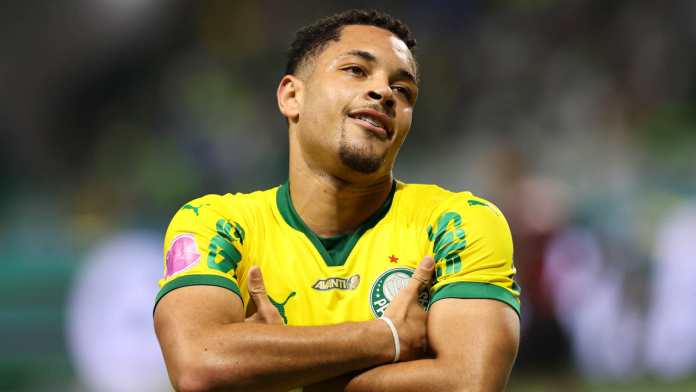 vitor-roque-palmeiras-bragantino