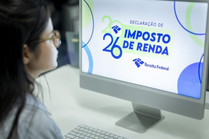 114264939-rio-de-janeiro-rj-16-03-2026-economia-imagens-ilustrativa-do-aplicativo-da-receita