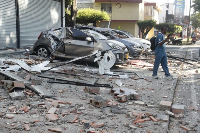 Temblor de magnitud 7,4 sacude a Colombia con graves daños materiales en varias ciudades