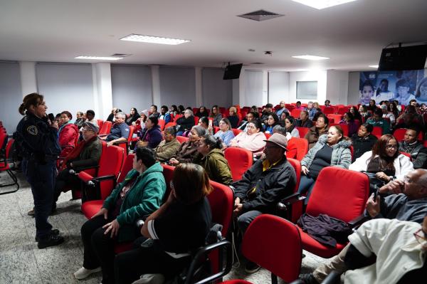 _Agosto Lilás com alunos da EJA_Secr. Edu_Nicollas Ornelas (4)