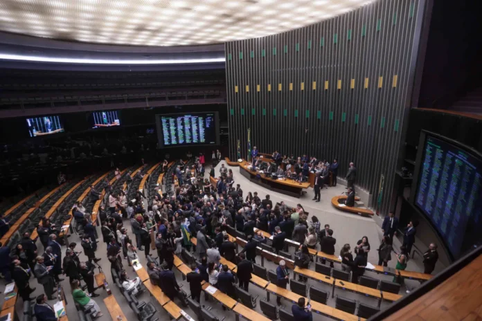 congresso-nacional-vota-derrubada-do-veto-do-presidente-lula-ao-pl-da-dosimetria-metropoles-5-scaled