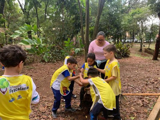 Guarulhos celebra Dia da arvore (1)