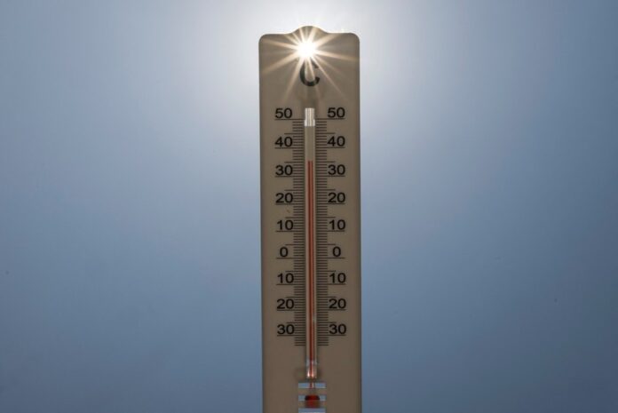 afp-20260819-c4z3663-v1-midres-filesfranceweatherclimateheat